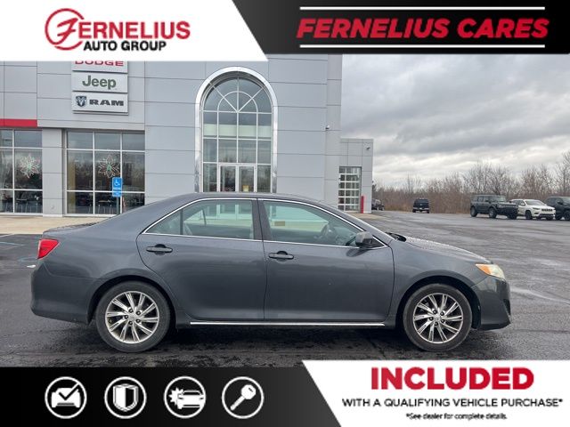 2012 Toyota Camry LE photo 4