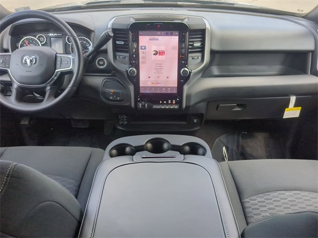 2025 Ram 2500 Tradesman photo 17