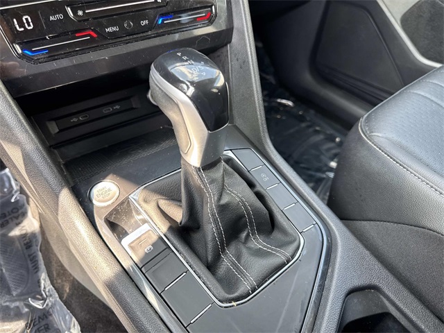 2022 Volkswagen Tiguan SE photo 22