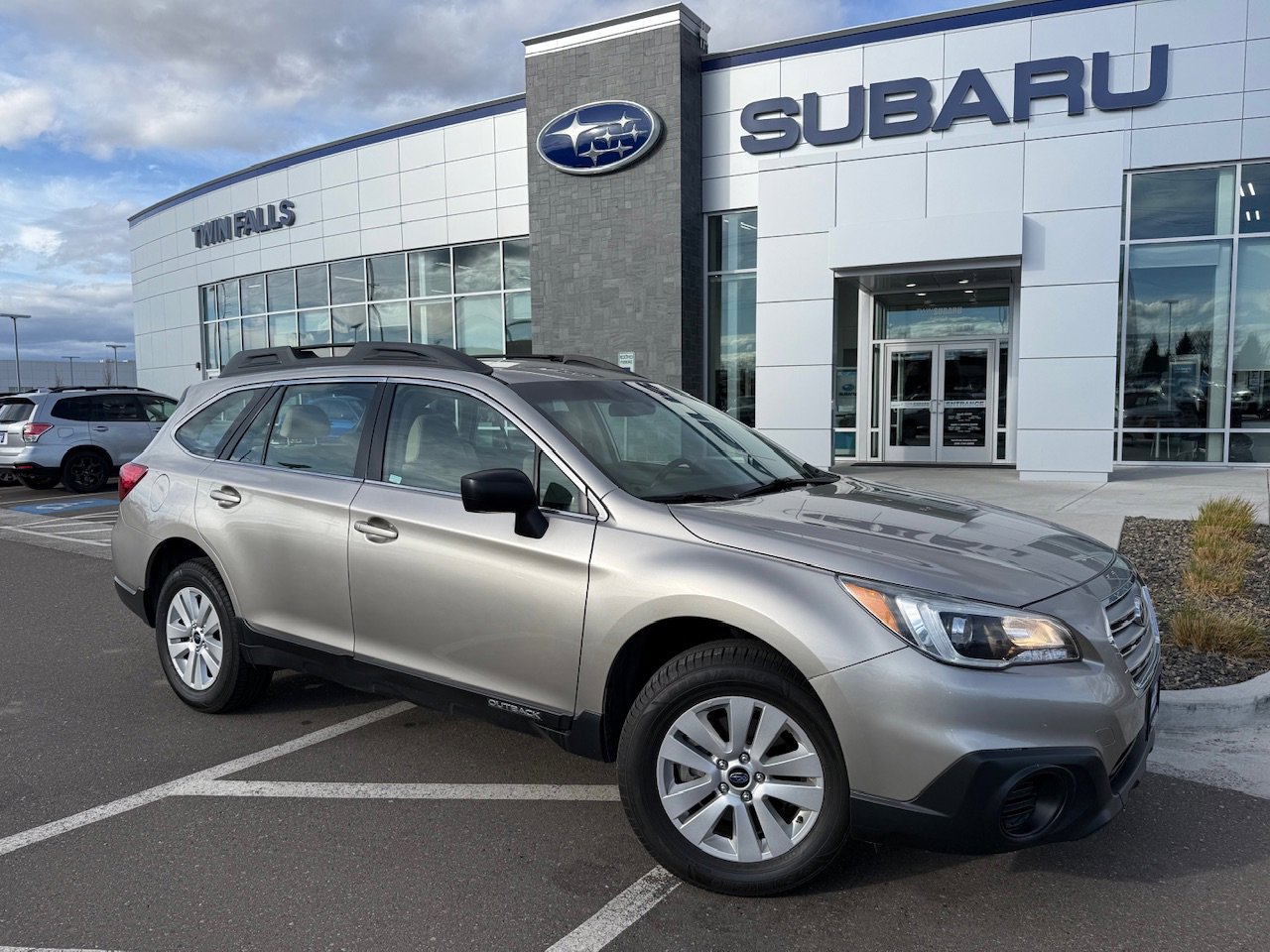2017 Subaru Outback Base's photo