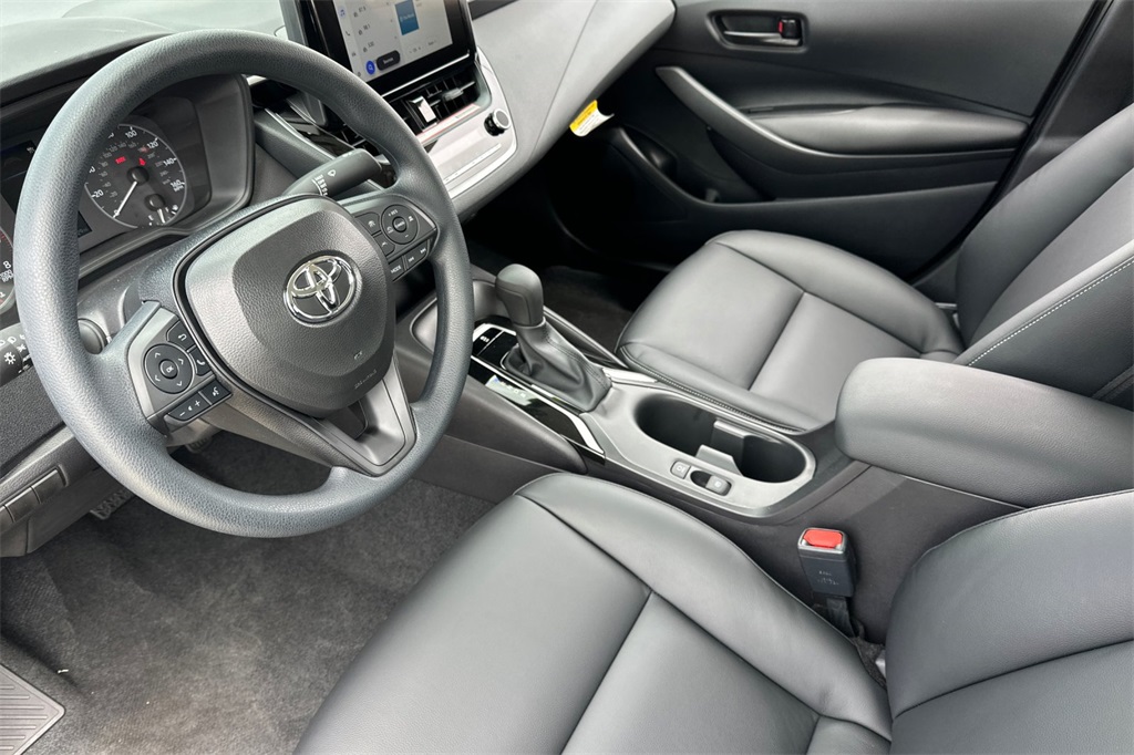 2025 Toyota Corolla LE photo 10