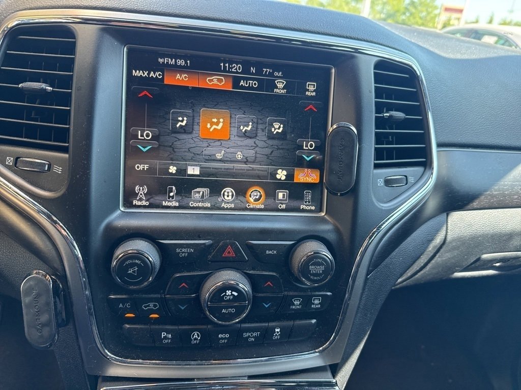 2017 Jeep Grand Cherokee Altitude photo 10