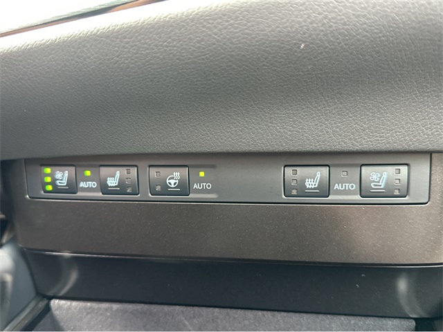 2025 Lexus ES 300h Premium photo 10