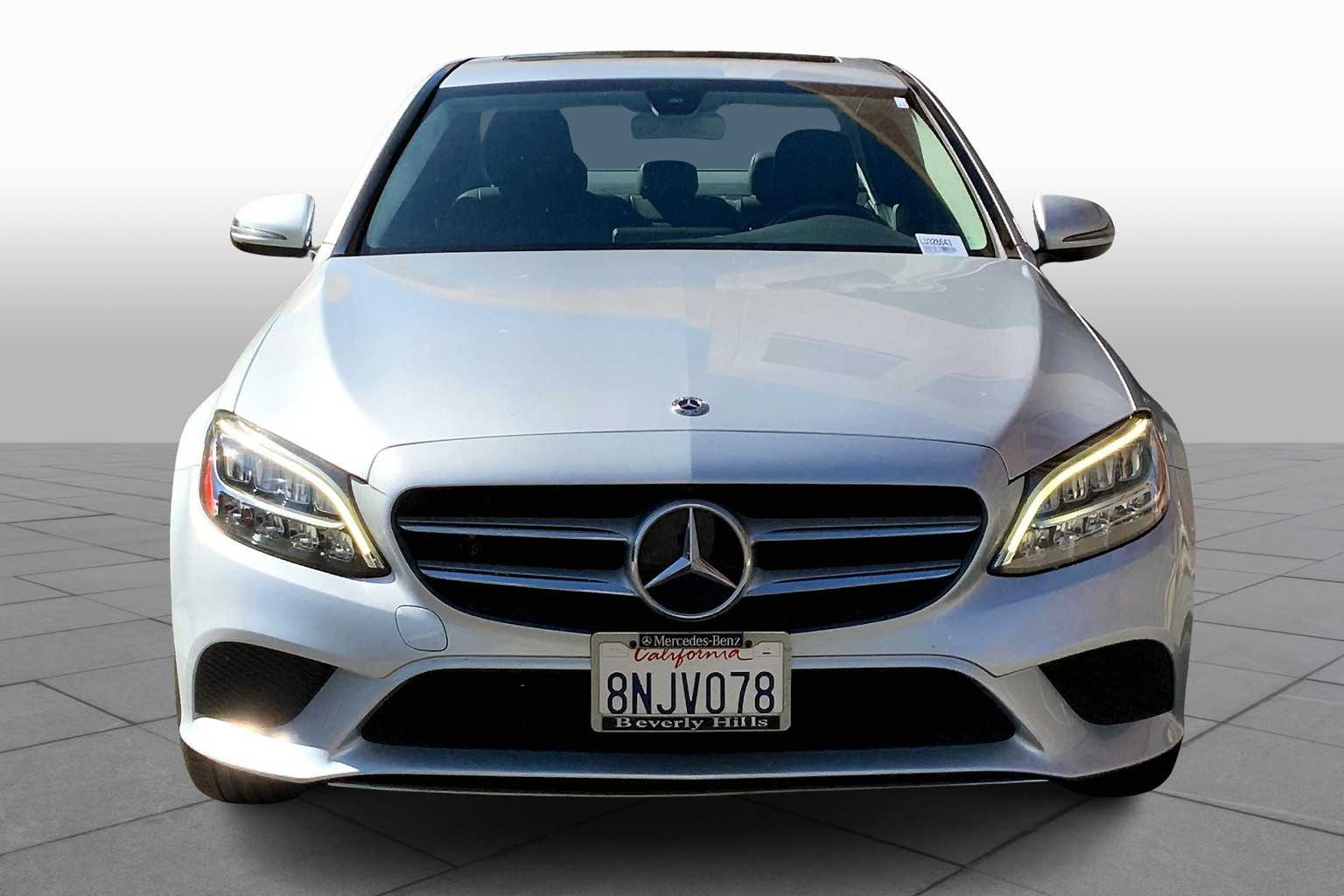 2020 Mercedes Benz C 300 photo 3