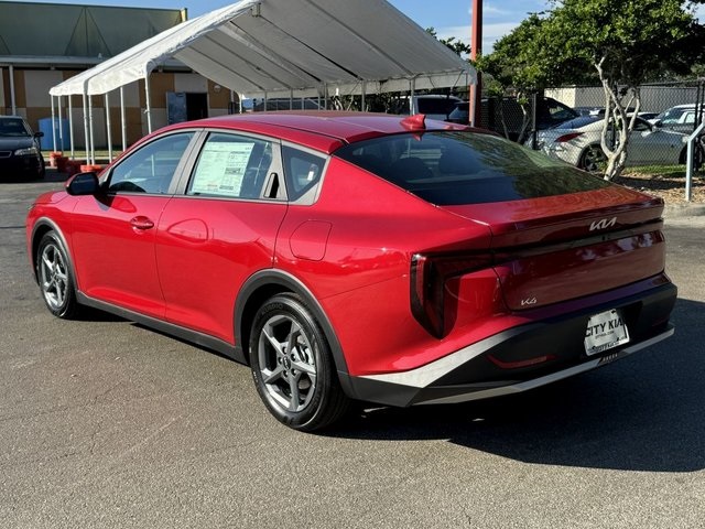 2025 Kia K4 LXS photo 2