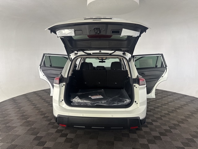 2026 Nissan Rogue S photo 15