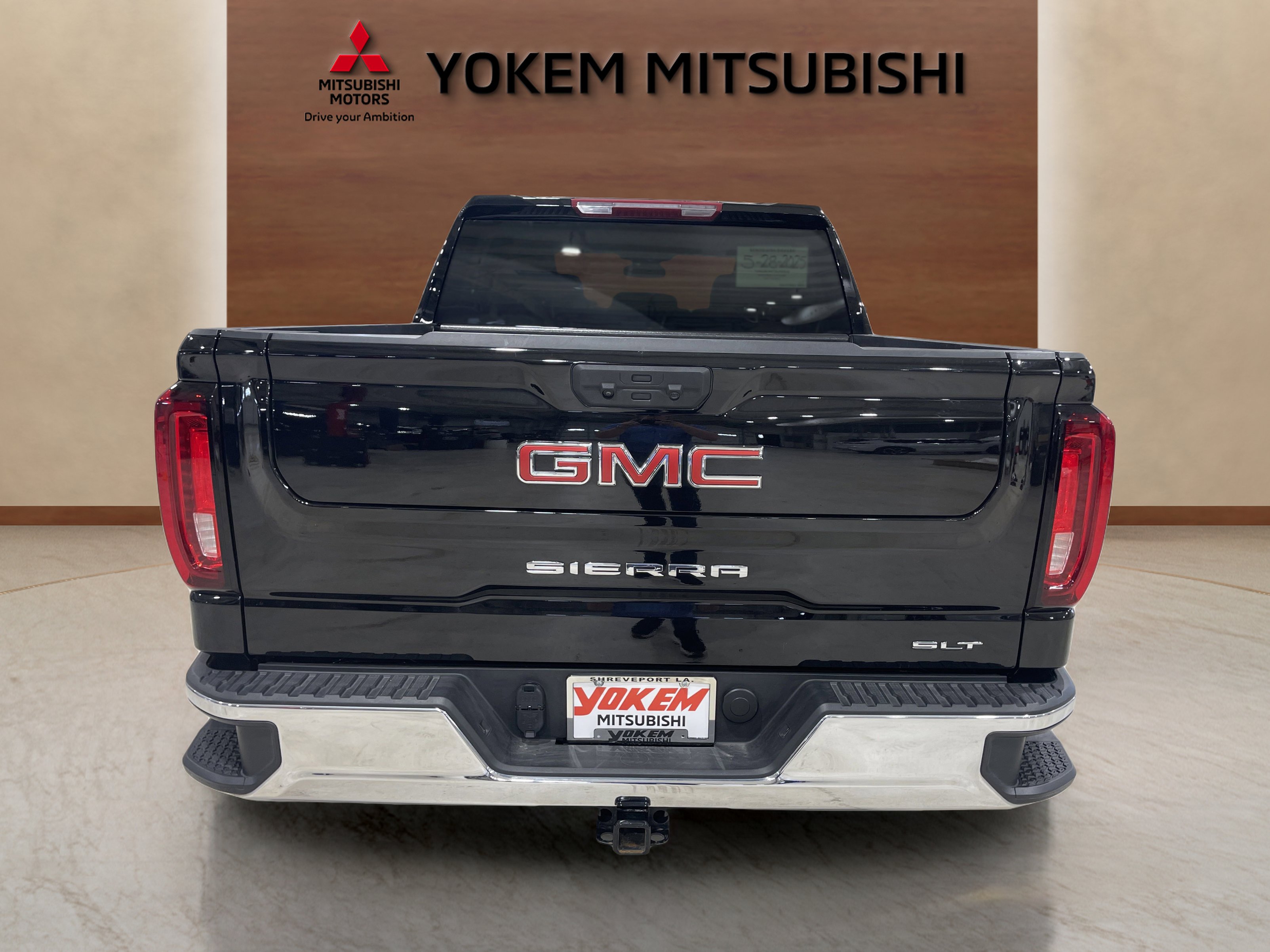 2024 Gmc Sierra 1500 SLT photo 4
