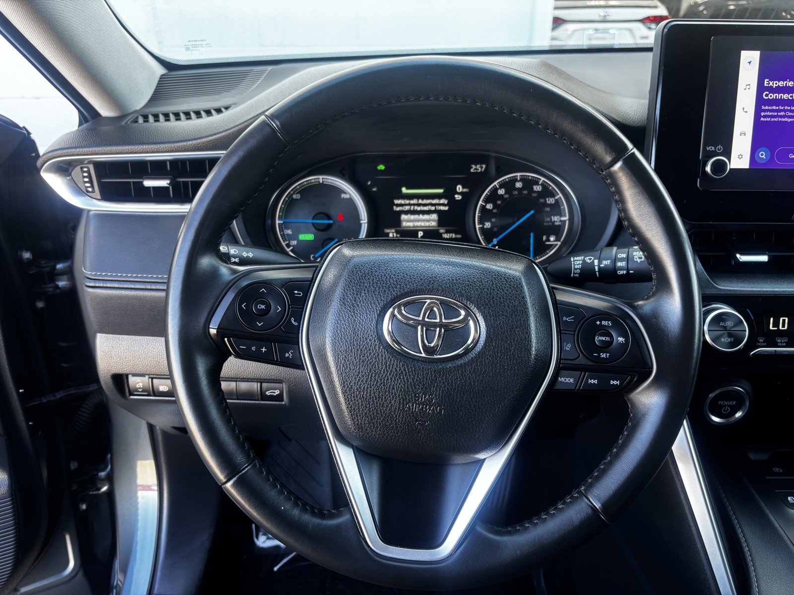 2024 Toyota Venza LE photo 13