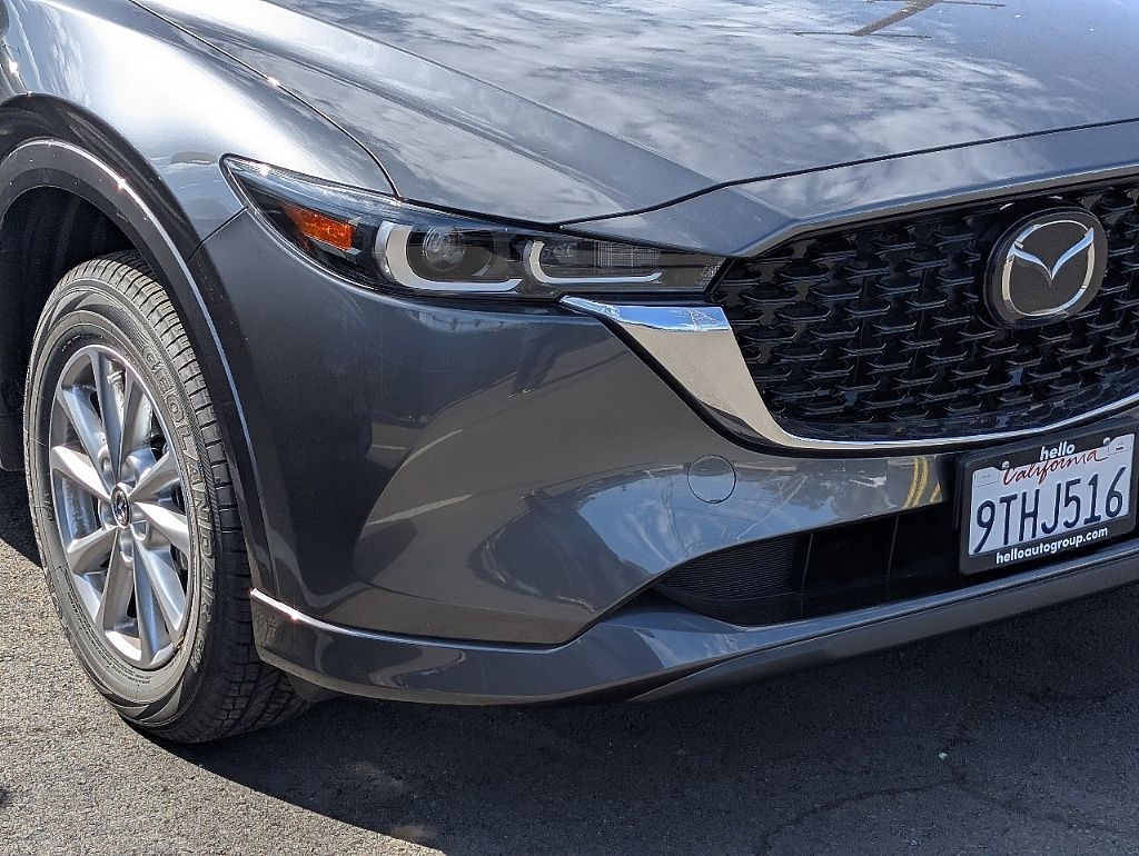 2025 Mazda CX-5 2.5 S Preferred photo 2