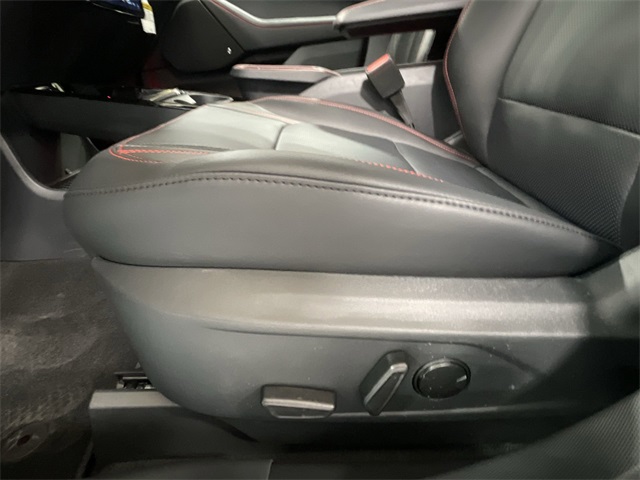 2025 Ford Mustang Mach-E Premium photo 17