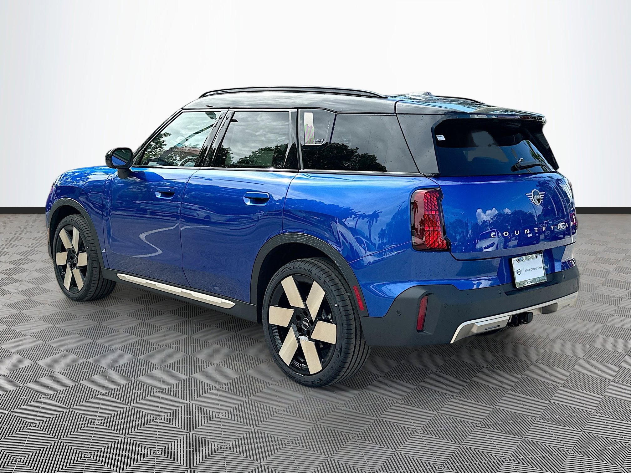2025 Mini Countryman S ALL4 photo 2