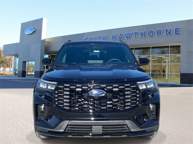 2025 Ford Explorer ST-Line photo 2