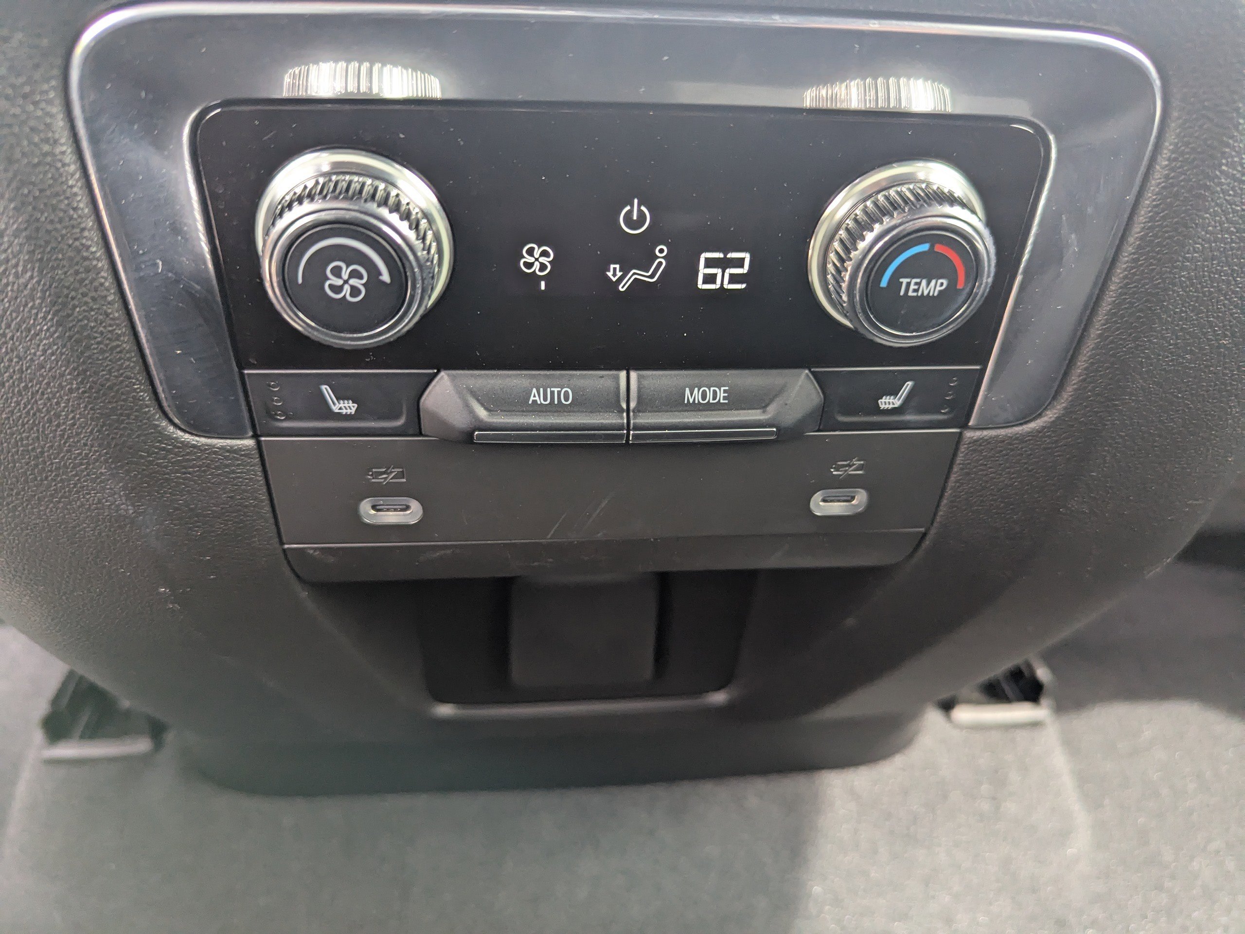 2023 Gmc Yukon Denali photo 18