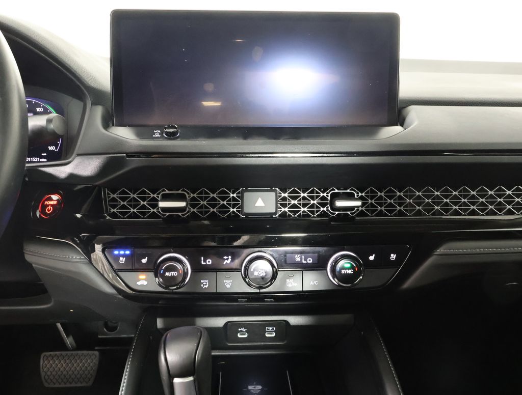 2024 Honda Accord Hybrid Touring photo 9