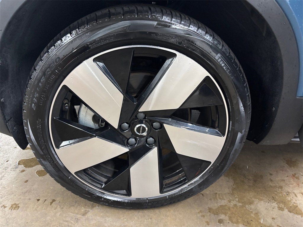 2023 Volvo XC40 Recharge Ultimate photo 29