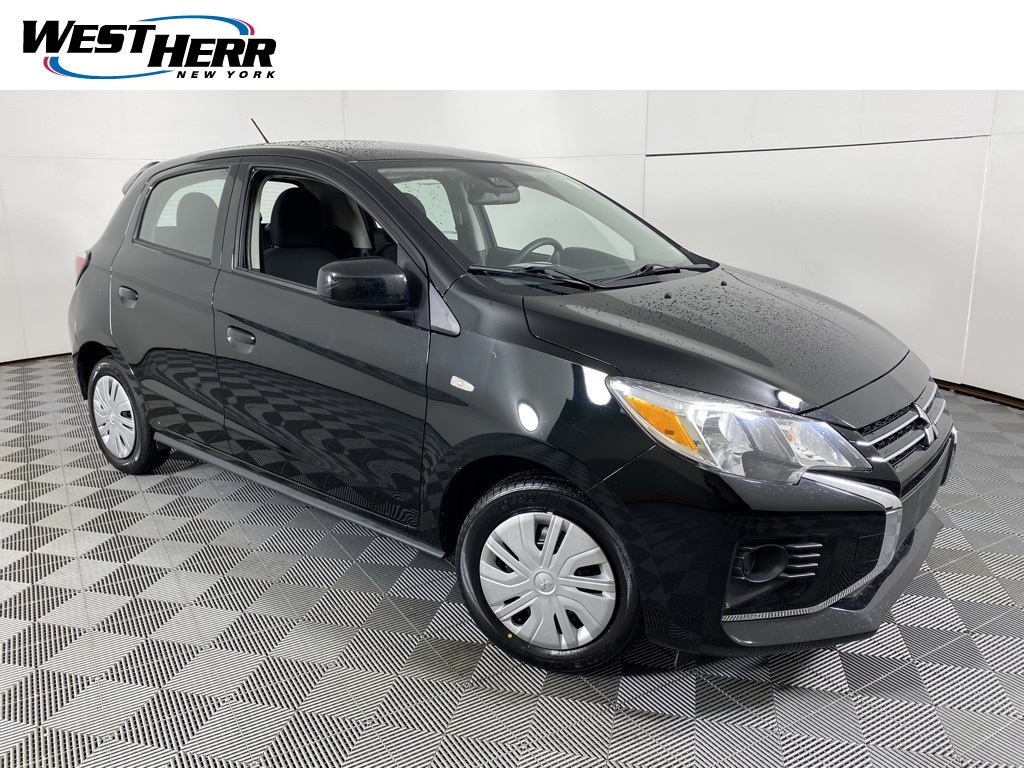 2023 Mitsubishi Mirage ES's photo