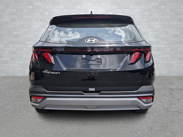 2025 Hyundai Tucson SE photo 5