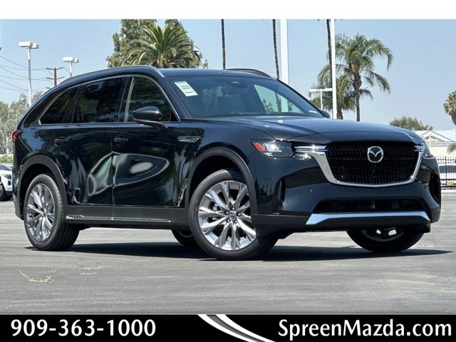 2025 Mazda CX-90 Premium Plus Package's photo