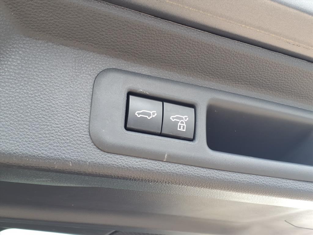 2024 Toyota Sequoia Platinum photo 25