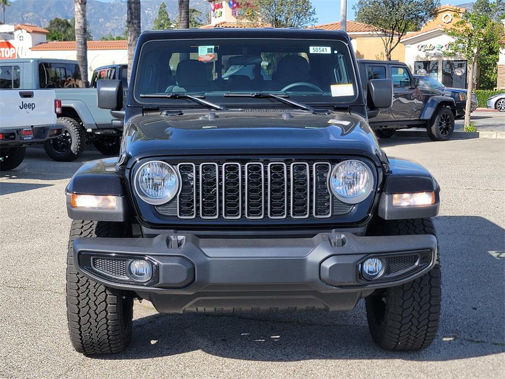 2025 Jeep Gladiator Sport photo 2