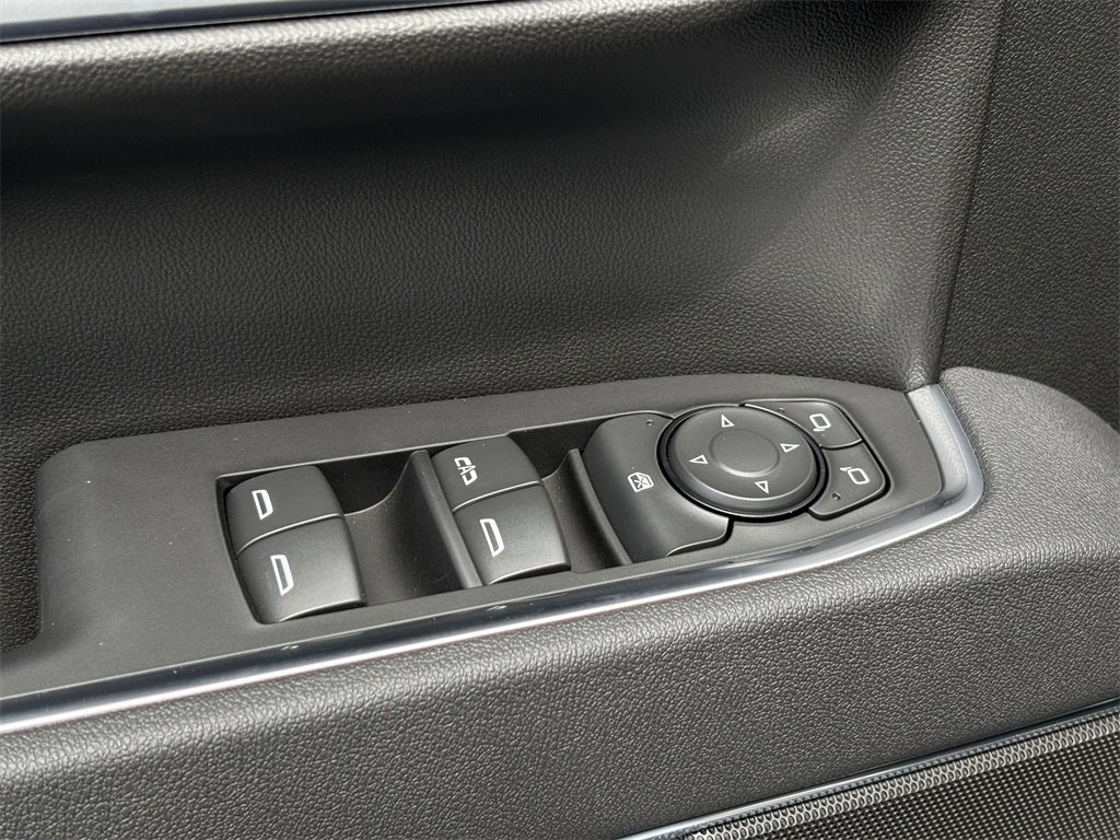 2025 Gmc Sierra 1500 SLE photo 13