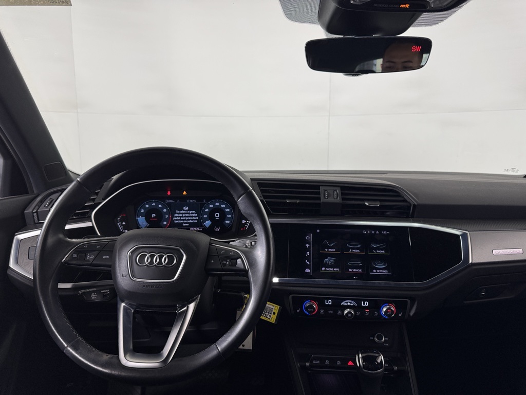 2022 Audi Q3 S line Premium Plus photo 9