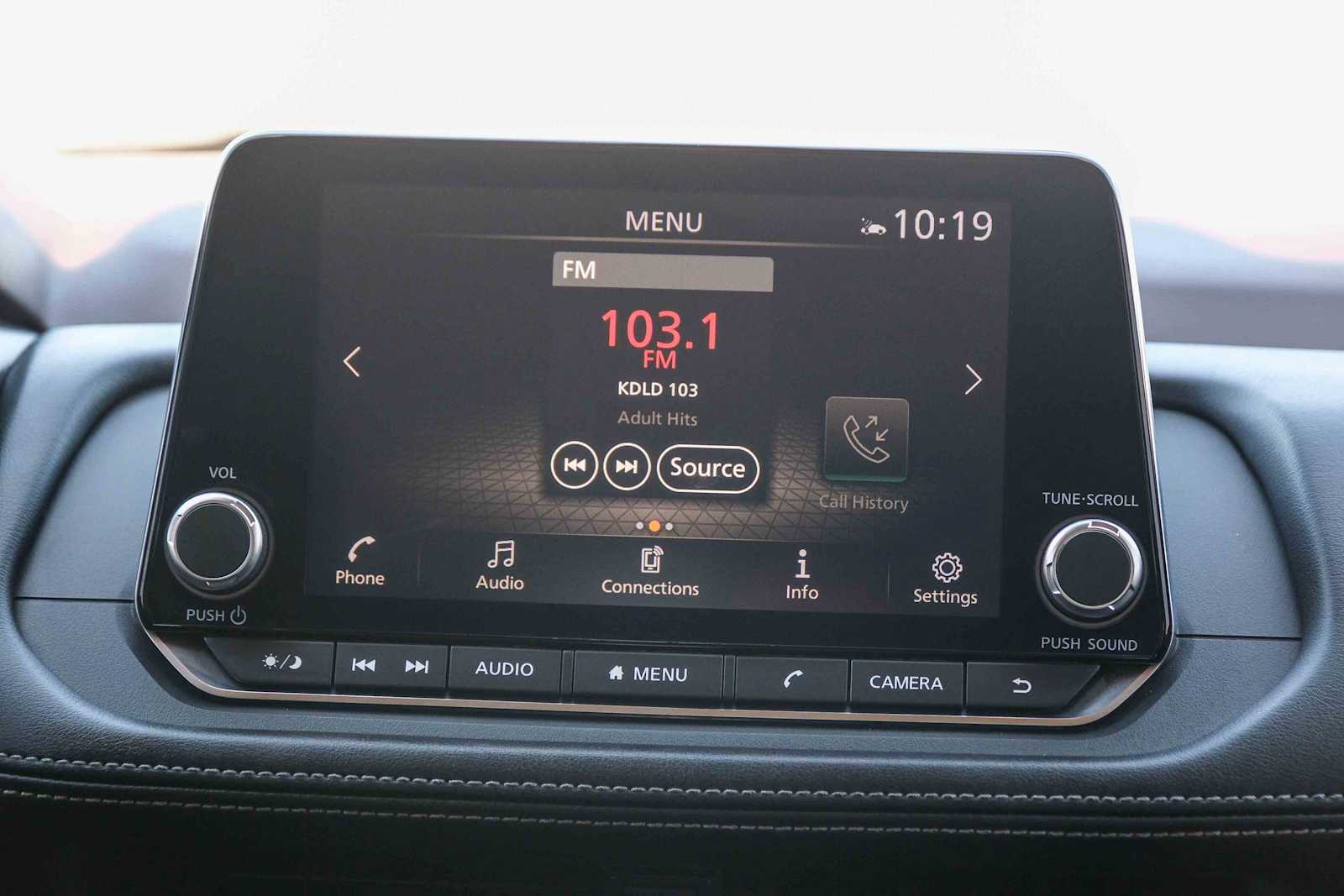 2023 Nissan Rogue SV photo 15
