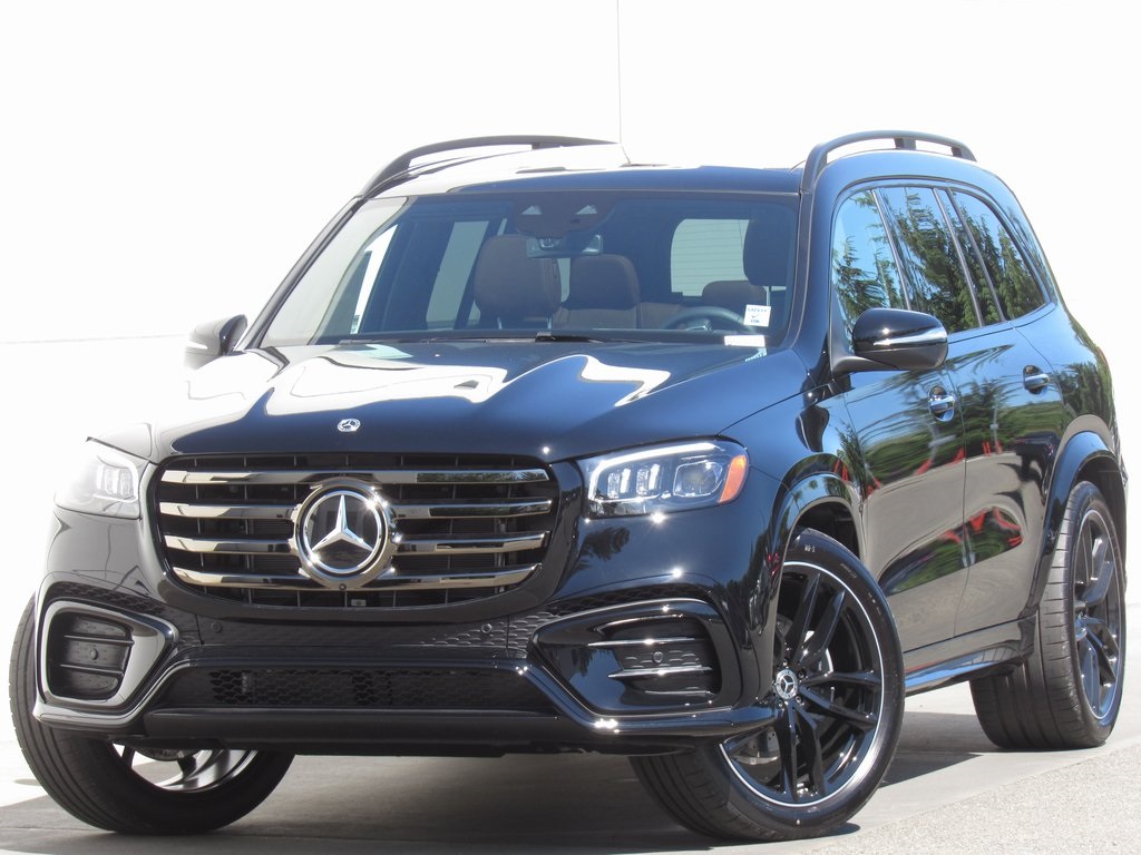 2025 Mercedes-Benz GLS Base's photo