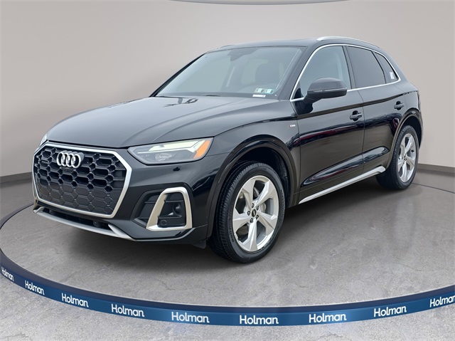2023 Audi Q5 45 Premium Plus's photo