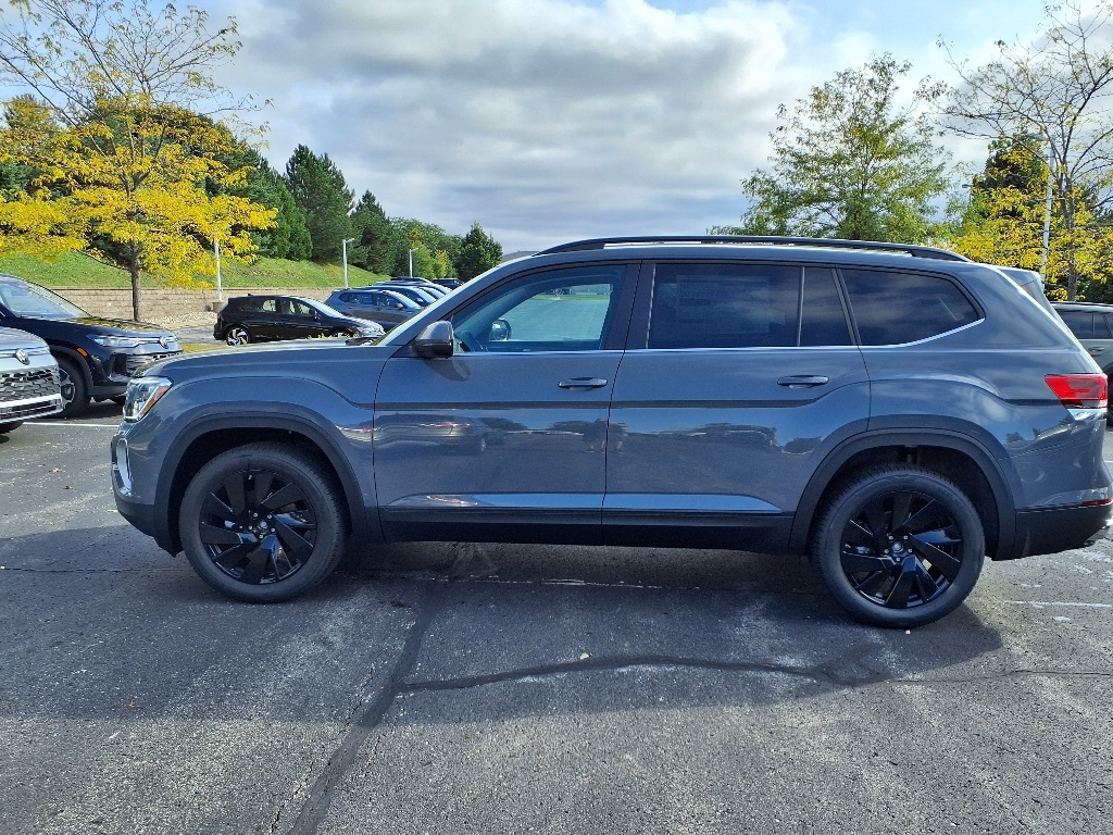2026 Volkswagen Atlas SE Technology photo 4