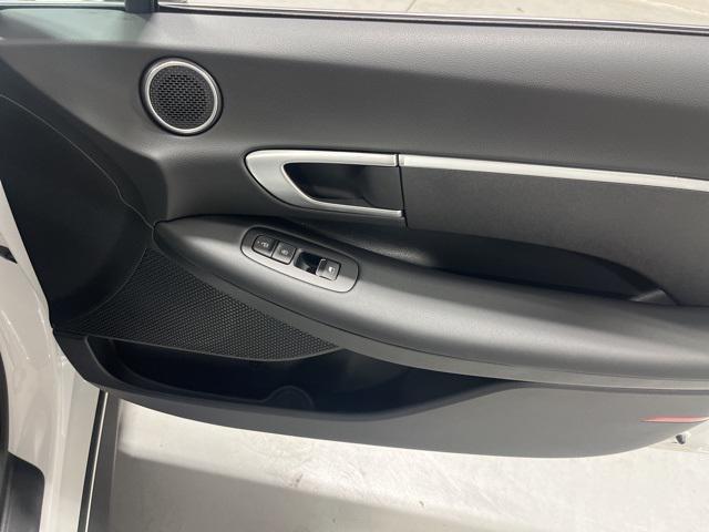 2026 Hyundai Sonata SE photo 18