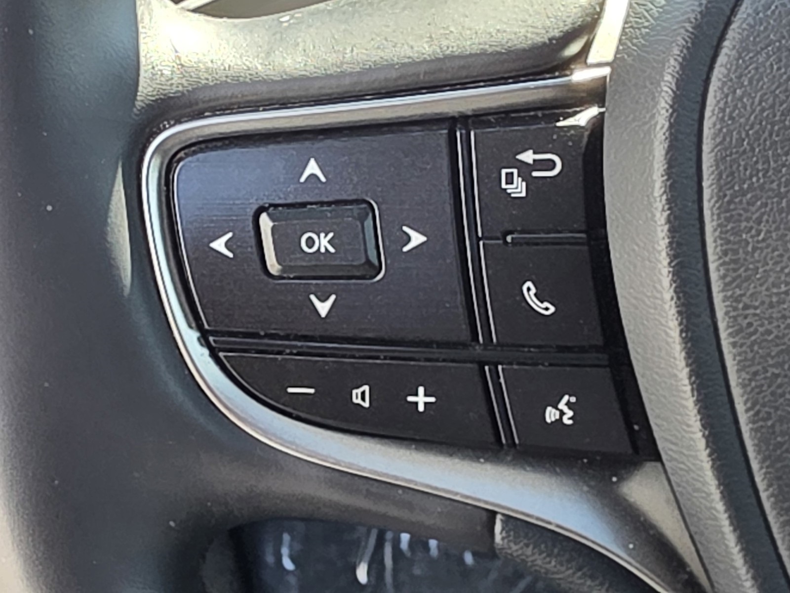 2022 Lexus ES 350 photo 30