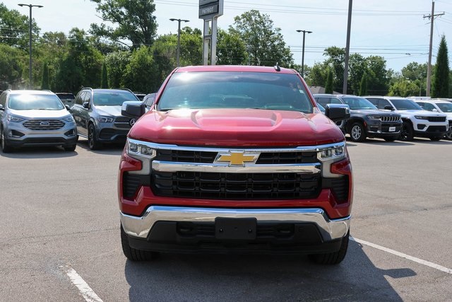 Used 2022 Red Chevrolet LT image 2