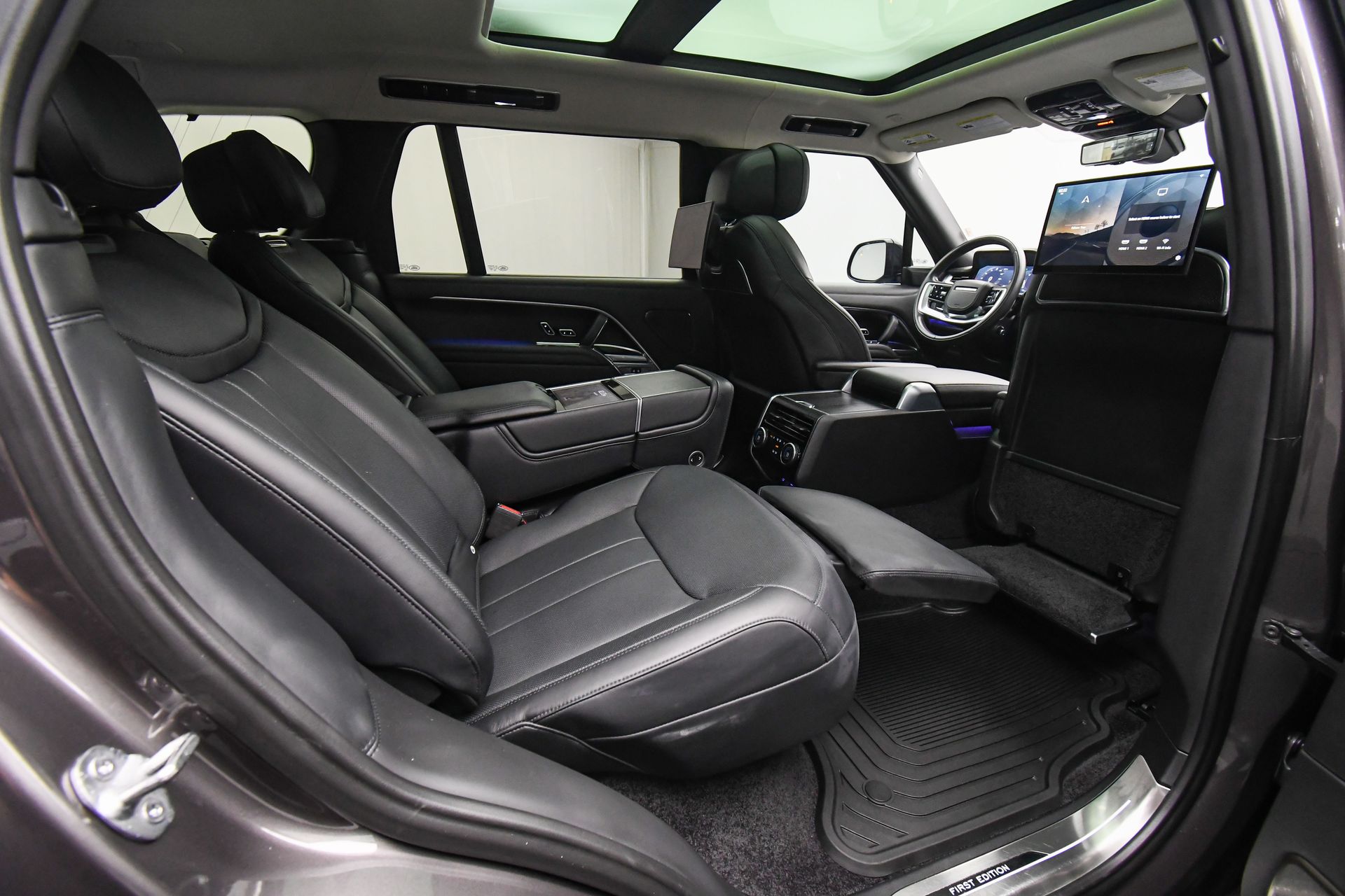 2022 Land Rover Range Rover First Edition photo 45