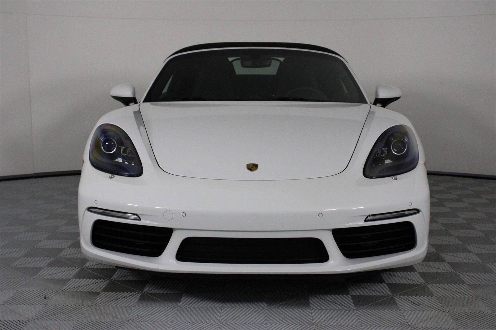 2025 Porsche Boxster photo 10