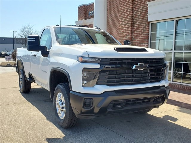 2025 Chevrolet Silverado 2500HD Work Truck photo 2
