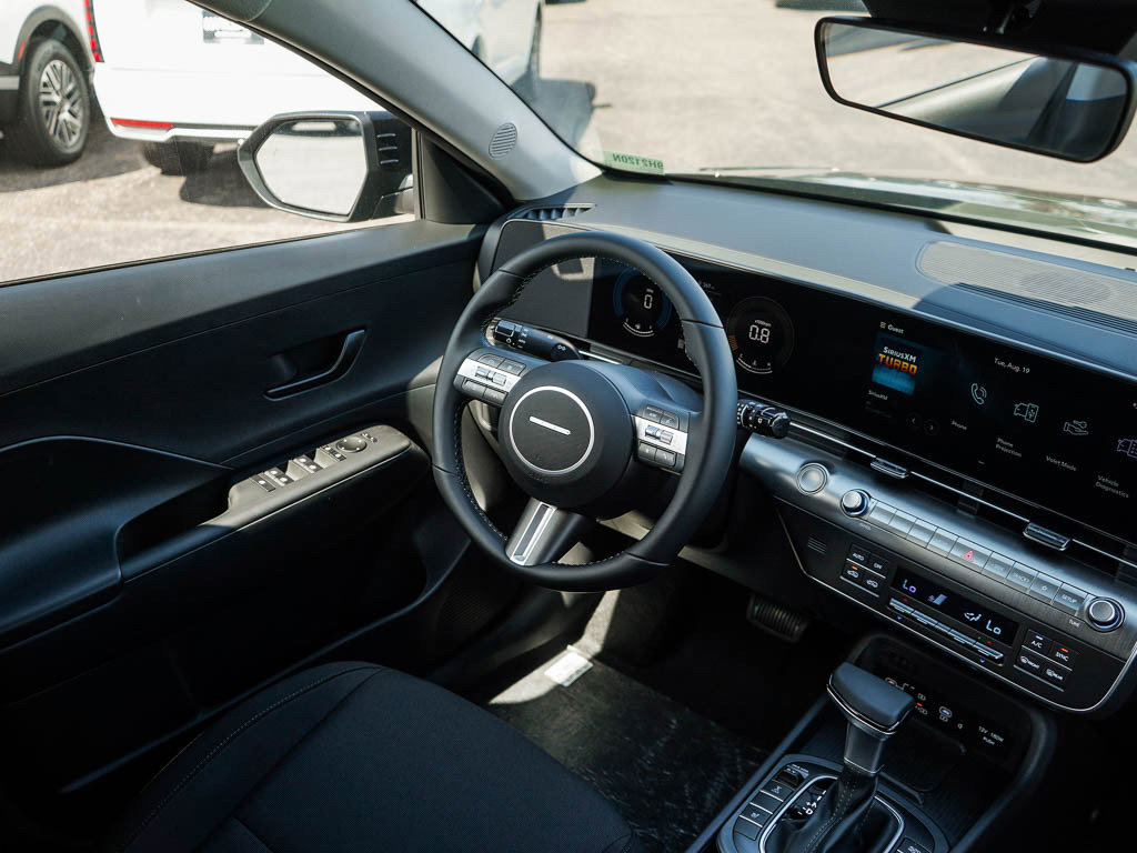 2026 Hyundai Kona SEL photo 12