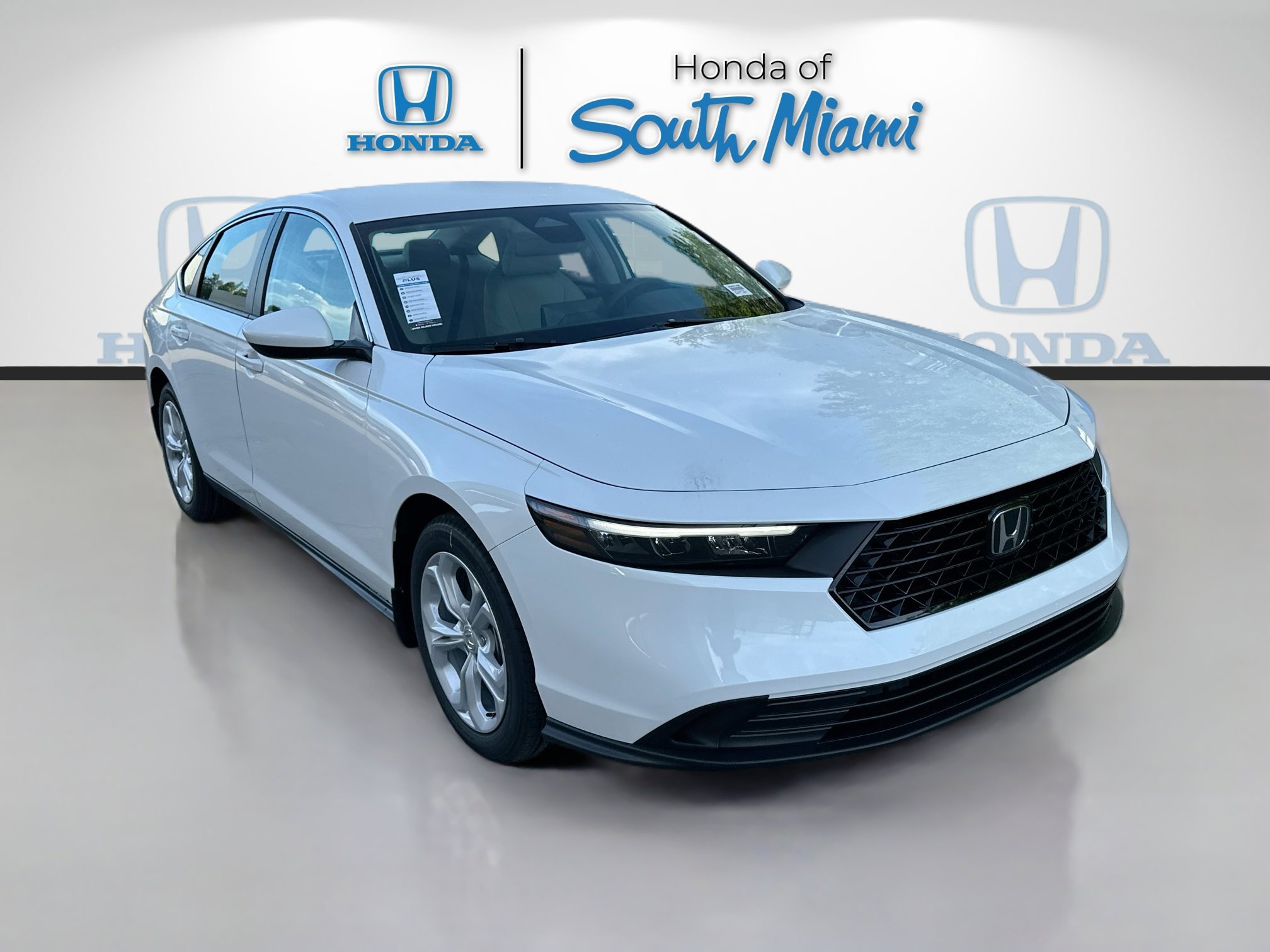 2025 Honda Accord LX's photo