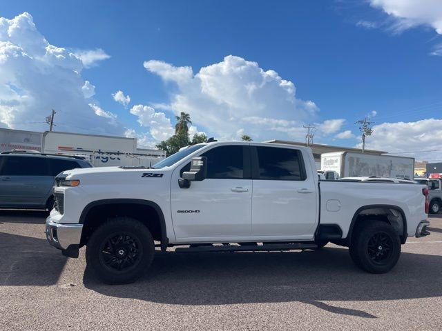 2024 Chevrolet Silverado 2500HD LT photo 7