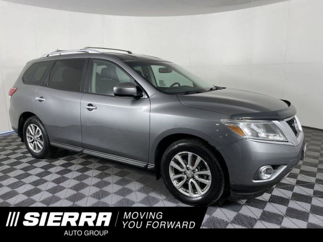 2015 Nissan Pathfinder SV