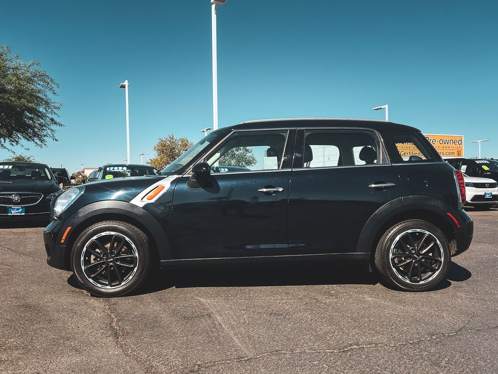 2016 Mini Countryman photo 2