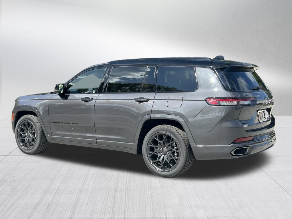 2025 Jeep Grand Cherokee L Summit photo 6