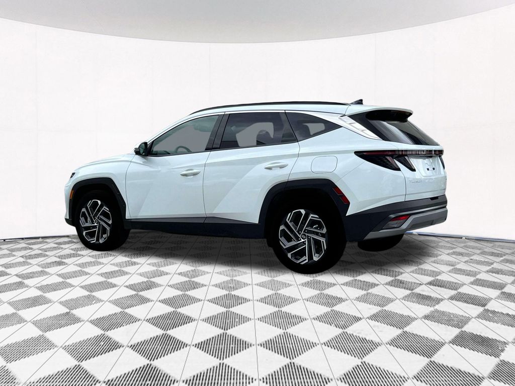 2025 Hyundai Tucson Hybrid Limited photo 3