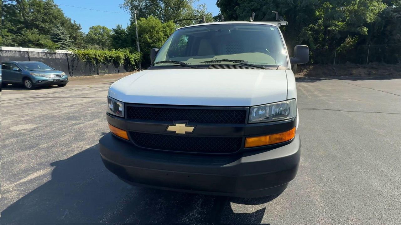 2023 Chevrolet Express Cargo Van 2500 photo 2