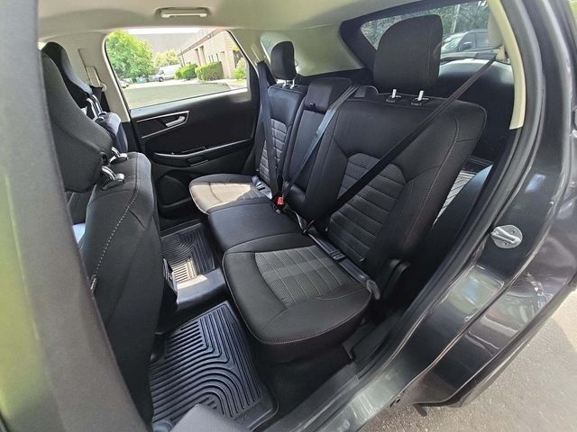 2016 Ford Edge SEL photo 8