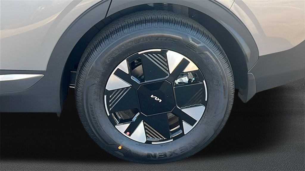 2026 Kia Sportage Hybrid LX photo 3
