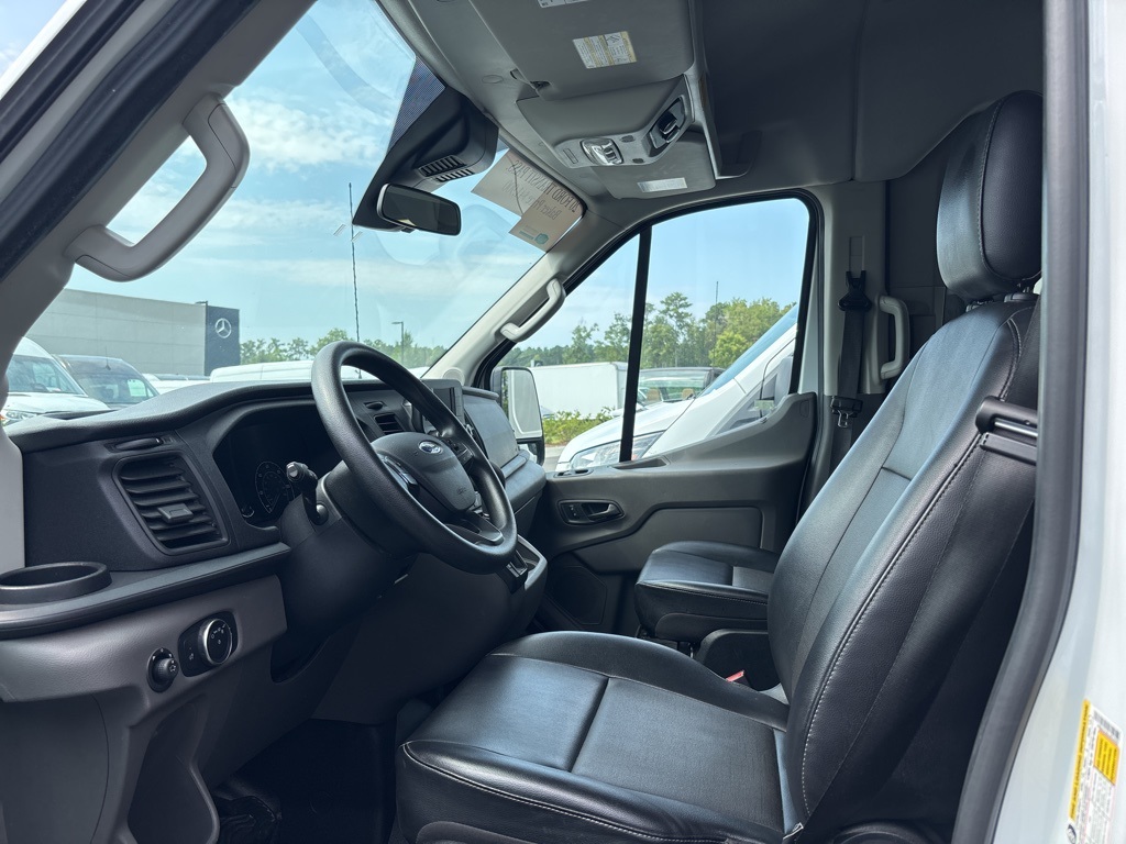 2020 Ford Transit Passenger XL photo 34