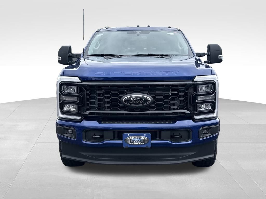 2026 Ford F-250 XLT photo 3