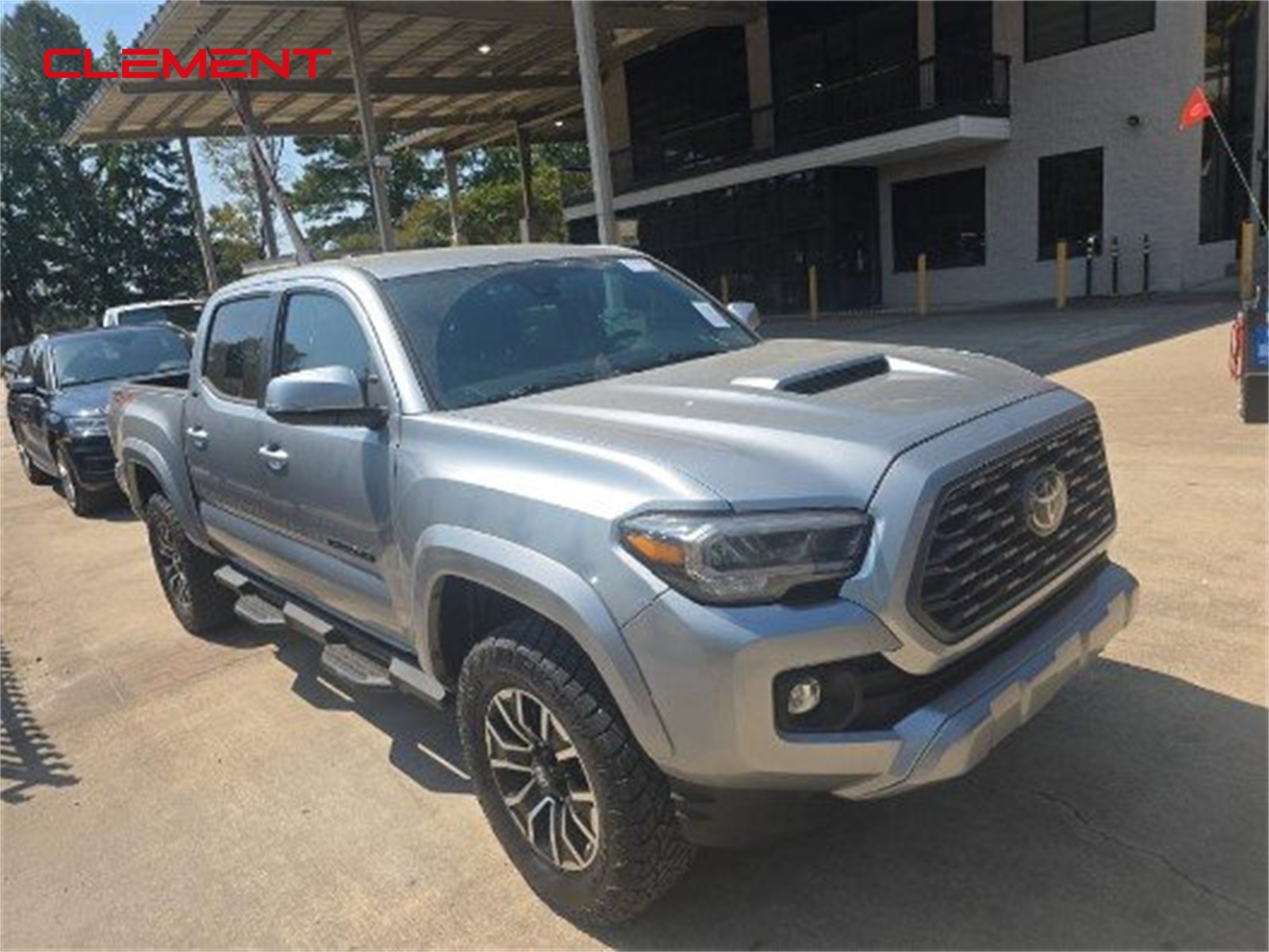 2022 Toyota Tacoma TRD Sport V6 photo 2
