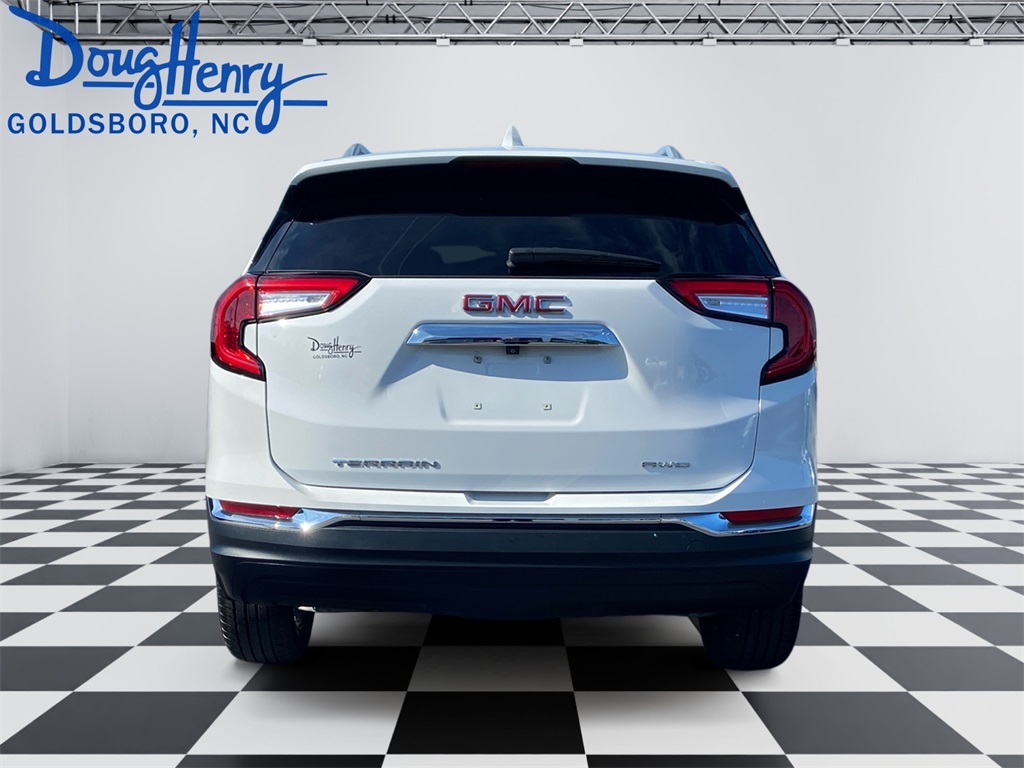 2024 Gmc Terrain SLT photo 3